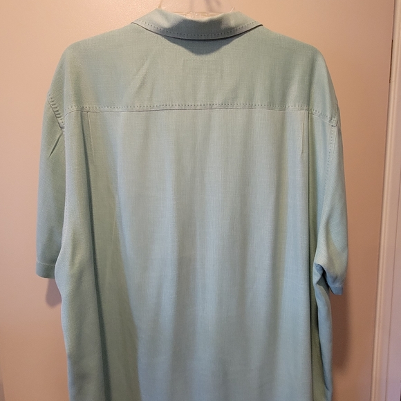 💙GC~ TOMMY BAHAMA BUTTON DOWN - Picture 10 of 13